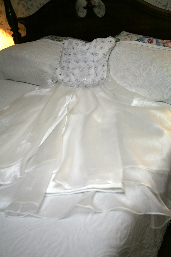 Half wedding dress, and half wedding pants