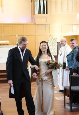 Rosanne & Andrew’s traditional and geeky wedding