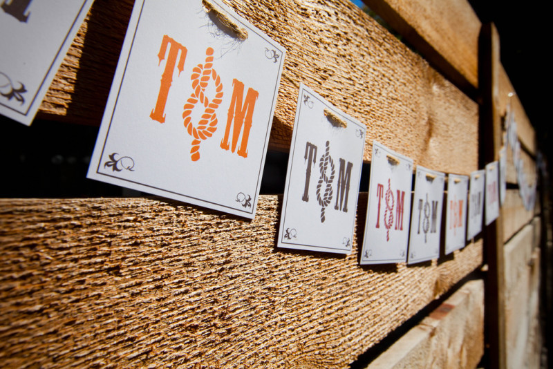 Design your own wedding logo — no design experience necessary!