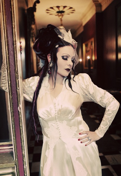 Delicious, vintage-style NOLA, French Quarter wedding