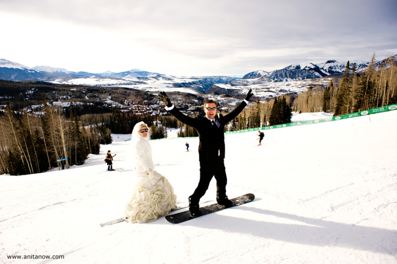 Telluride heli-skiing wedding!