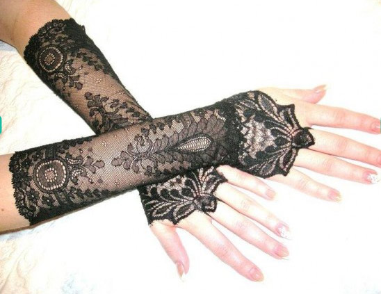 Wedding glove love: arm coverage for all scenes and styles