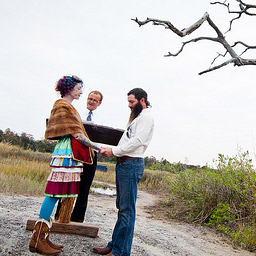 Amanda & Mike’s mega-handmade awesome farm wedding
