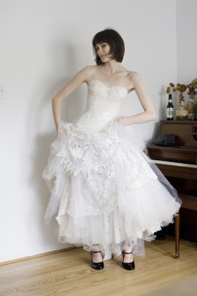 pee 1 - How to pee in a wedding dress using a trash bag pee 1