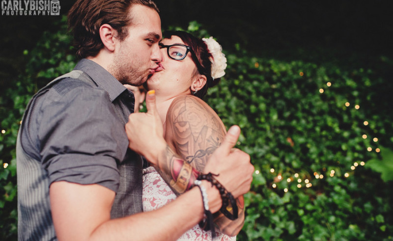 Shyn & D’Angelo’s laid-back recycled wedding