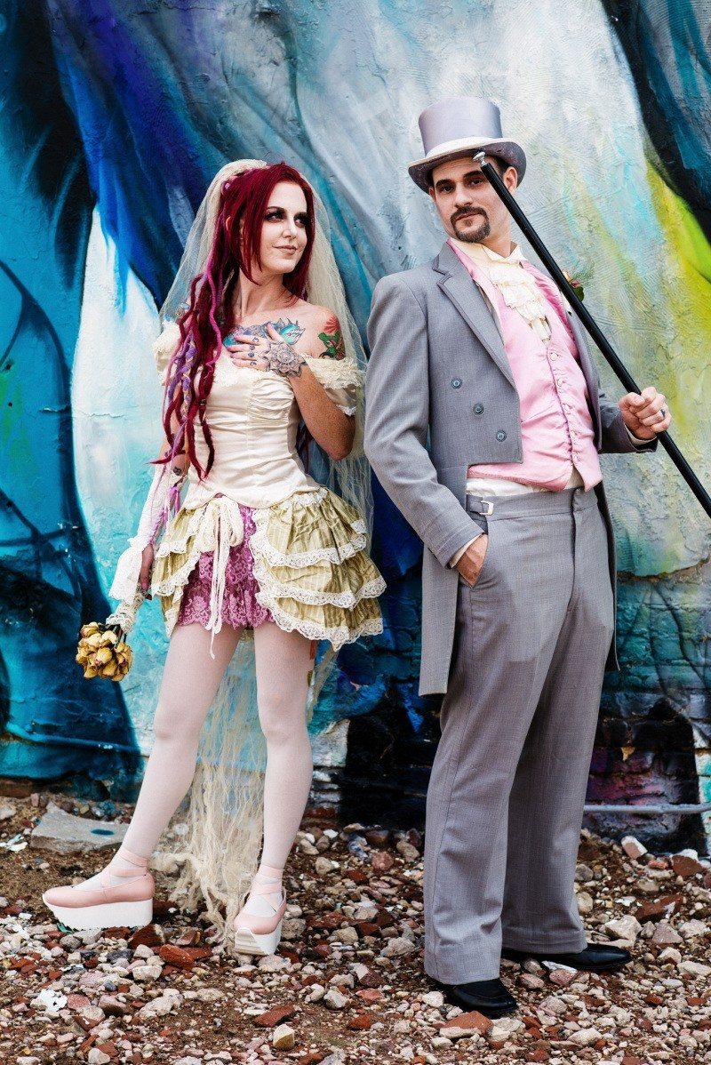 Drool over one last spooky wedding of the season with a corpse bride from Pennsylvania!