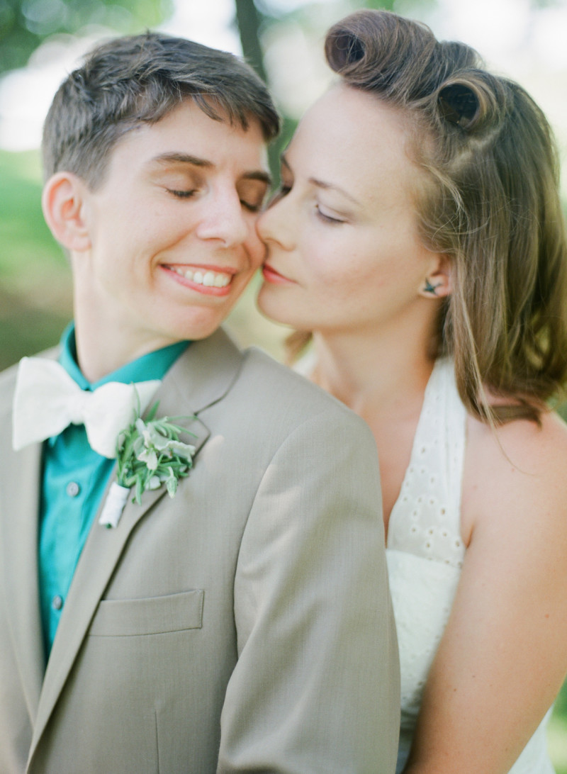 Rachel & Russ’ queer bluegrass brunch wedding