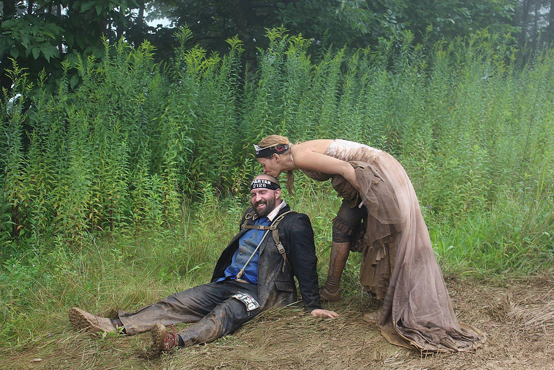 Jennifer & Steve’s muddy race to matrimony