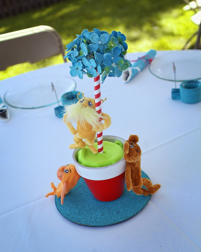 Dr. Seuss meets roller derby at Kelly & Matt’s backyard wedding