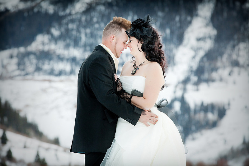 Jess & Casey’s dark, snowy fairytale in the mountains wedding