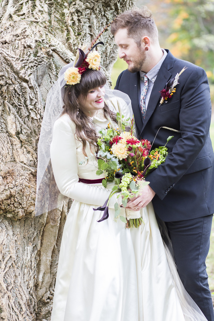 Tiny, hip, simple, and ultra budget-friendly autumn wedding