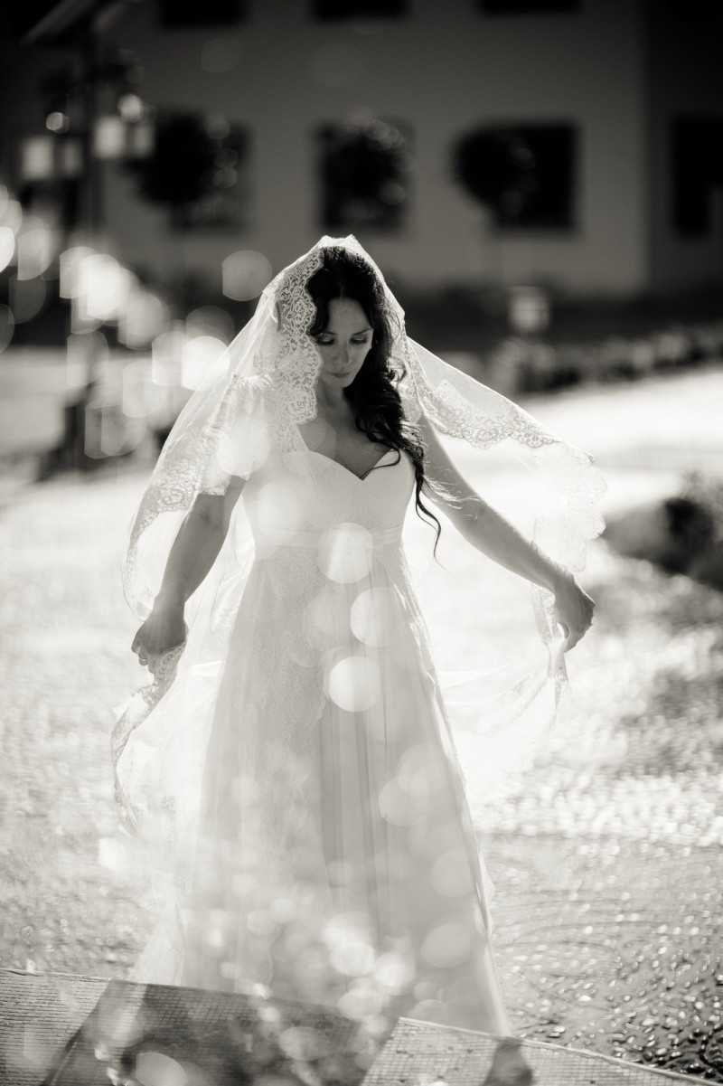 There are moments that feel like betrayal: planning a wedding as a widow