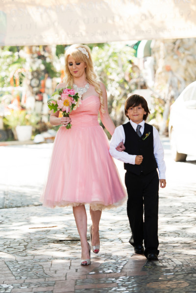 Son walks bride down the aisle on @offbeatbride