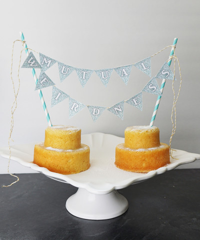 cake topper banner 01 - Calling all weirdos in love: this free printable cake topper banner is for you Cake topper banner from @offbeatbride