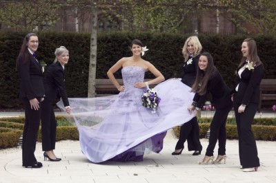 How to transport your wedding dress as seen on @offbeatbride