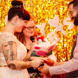 H J WED 0215 - Tiny, gold, and floral: this "cheez-y" weekday wedding in a diner wins Weekday wedding at a diner as seen on @offbeatbride