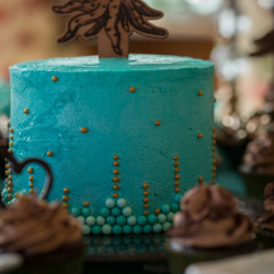 Tentacle teal wedding as seen on @offbeatbride