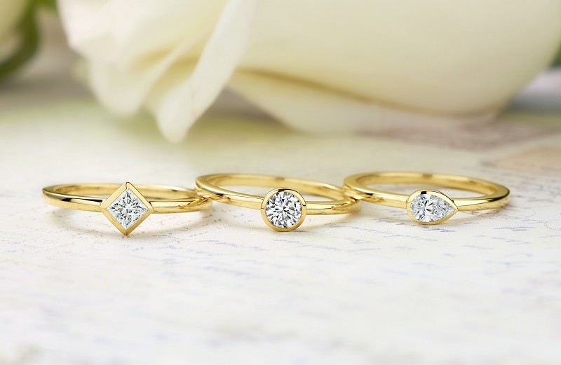 9 uncommonly beautiful, non-traditional engagement rings