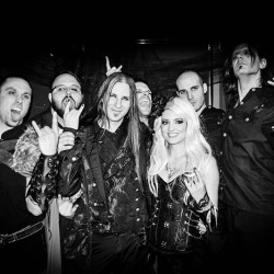 1509872 999053240138081 1244925252604337089 n - Our hearts are black and blue from this goth fantasy wedding Goth fantasy wedding as seen on @offbeatbride