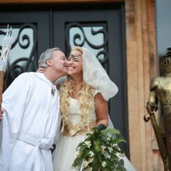 Gilbert Suits Laura Dee Photography LauraDeePhotoNashville090315063 low - A fabulously unexpected journey at this Lord of The Rings-themed wedding Tolkien-themed wedding as seen on @offbeatbride