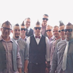 Beard Fanckboner Kates Lens Photography KLPBonerWeddingTBL20of76 low - A mohawked groom gets a huge surprise with a whole crew of mohawk groomsmen Mohawk groomsmen at this Arizona wedding as seen on @offbeatbride #weddings #mohawks