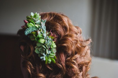 Succulent wedding headpiece as seen on @offbeatbride