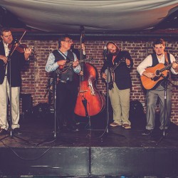 0737 - A bluegrass 1920s speakeasy jail wedding with massive Southern style A bluegrass 1920s speakeasy wedding as seen on @offbeatbride #twenties #wedding