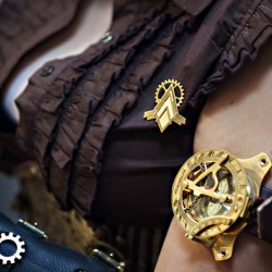 Simmons Sharp Photomuse SHA1502320298 low - The red dress at this theatrical steampunk wedding is LIFE theatrical steampunk wedding as seen on @offbeatbride #steampunk #weddings