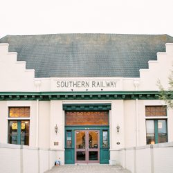 9638 07 - This vintage travel-themed wedding is killing us with retro style Vintage travel-themed wedding as seen on @offbeatbride