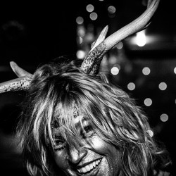 DanikaMonique 23 - This theatrical Halloween wedding slays with its dark glamour This gorgeous Halloween wedding slays with its spectacle as seen on @offbeatbride #halloween #wedding