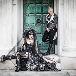 DanikaMonique 34 - This theatrical Halloween wedding slays with its dark glamour This theatrical Halloween wedding slays with its spectacle as seen on @offbeatbride #halloween #wedding