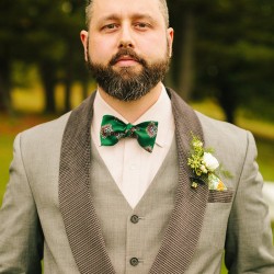 Lillian Jon Submission Zac Wolf 10 - Cats and creatures errrrywhere at this woodland forest wedding Cats and creatures errrrywhere at this woodland forest wedding as seen on @offbeatbride #weddings #cats