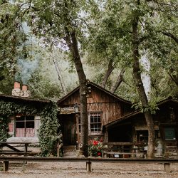 Amy Jake 9 - Be swept away by this vintage woodland wedding Vintage woodland wedding as seen on @offbeatbride