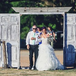 Scott Peabody Christina Carroll Photography favKimandJeremy2570copy low - Hanging chandeliers and cowboy boots at this Texas rock 'n' roll wedding Hanging chandeliers and cowboy boots at this Texas rock 'n' roll wedding