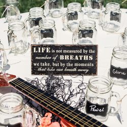 201606 25LileyWedding0454 - This rockabilly-themed wedding is retro fabulous This red rockabilly wedding is retro fabulous