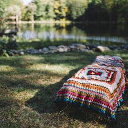 AJP8665 - This woodsy chic backyard wedding was a labor of love This woodsy chic backyard wedding was a labor of love