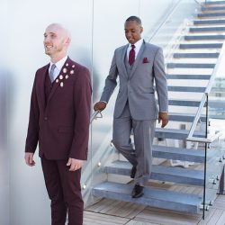 This super chic vintage tropical wedding wins our hearts
