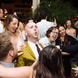 This super chic 1950s vintage wedding wins our hearts