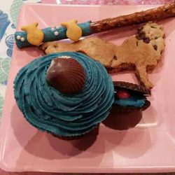 FB IMG 1465078155773 - Darling it's better down where it's wetter: a Little Mermaid bridal shower to ADORE Little Mermaid-themed bridal shower as seen on @offbeatbride #littlemermaid #disney #shower