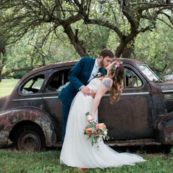 Schiavoni Collins Cortney Vamvakias Photography LLC mjblog47 low - A movies and food truck wedding that fills our flowers and pastel-loving hearts A movies + food truck wedding that fills our flowers and pastel-loving heartsA movies and food truck wedding that fills our flowers and pastel-loving hearts
