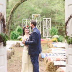 miranda keith071 - Tickle your woodland senses with this rustic nature wedding Tickle your woodland senses with this rustic natural wedding