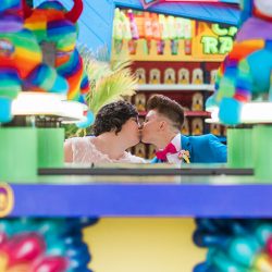 prints 123 - Balloons and make-outs at this carnival pop-up wedding Balloons and make-outs at this carnival pop-up wedding