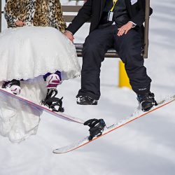 A shredding wedding: snowboarding wedding is a total win