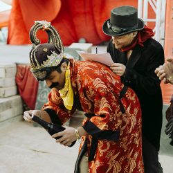 032 5803 - Major heart eyes for this Indian wedding at Burning Man We heart this wedding on the playa at Burning Man