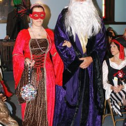 halloween wedding 12 23055934910 o - Anne Boleyn weds Freddy Krueger: When a Halloween costume wedding wins over every horror fan Anne Boleyn weds Freddy Krueger: When a Halloween costume wedding wins over every horror fan
