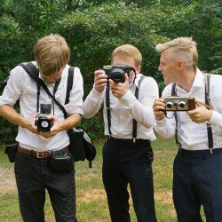 leslie swan photography 29908470404 o - We've got wild-eyed love for this handmade forest wedding leslie swan photography 29908470404 o