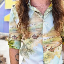 Skye Combe JamieY Photography JamieY63 low - The King officiated this retro Vegas destination wedding in a tiki bar The King officiated this retro Vegas wedding in a tiki bar