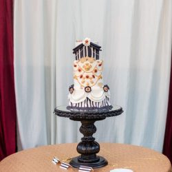 Rose Weever TréCreativeFilmPhoto 149Photography20by20TrC3A9Creative202814220of29 low - You NEED to see this vintage circus wedding that wins every ribbon A vintage circus-themed wedding that wins every ribbon