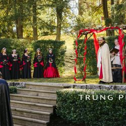 dsc4348 31422038095 o - Raise a battle cry for this epic Nordic viking wedding Raise a battle cry for this epic Nordic viking wedding