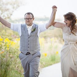 We "dyed" when we saw this dip-dyed wedding gown